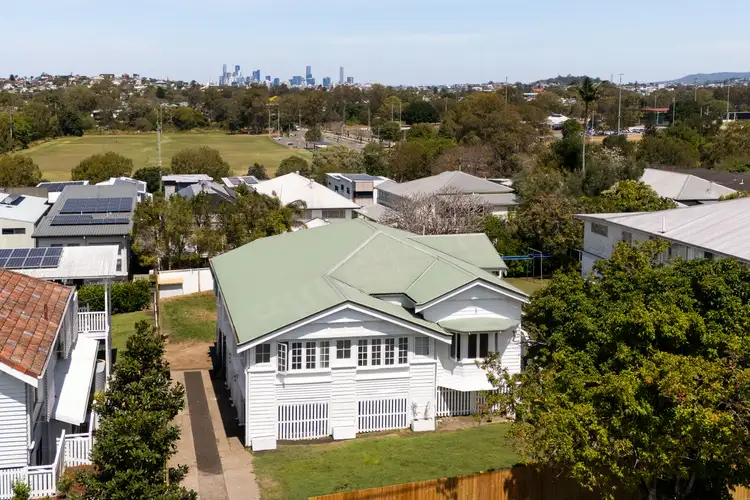 316 Buckland Road, Nundah QLD 4012