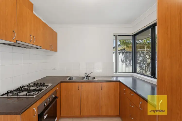 Fifth view of Homely villa listing, 6/4 Templeman Place, Midland WA 6056