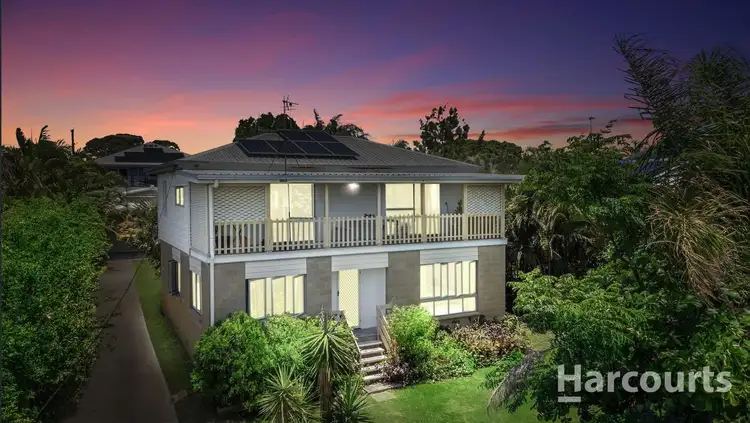 49 Kent Street, Urangan QLD 4655