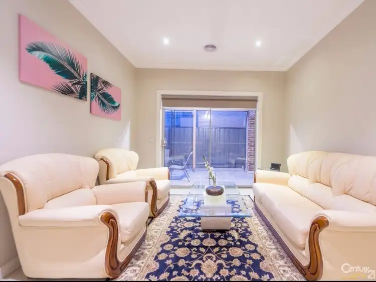 Fifth view of Homely house listing, 6 MEELUP RISE, Wollert VIC 3750