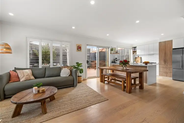 2/51 Golden Avenue, Chelsea VIC 3196