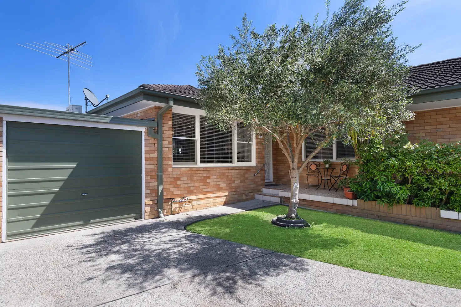 Main view of Homely villa listing, 8/207-209 Penshurst Street, Beverly Hills NSW 2209