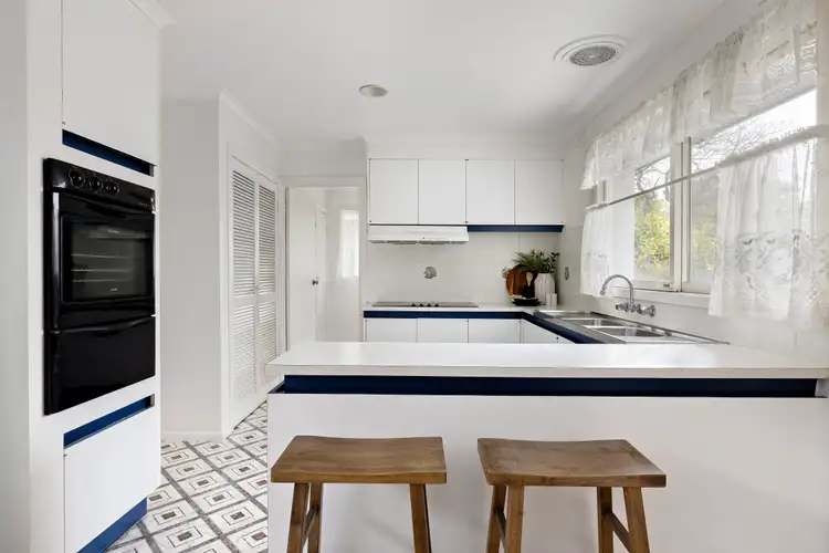 Fifth view of Homely house listing, 296 Edgars Road, Lalor VIC 3075