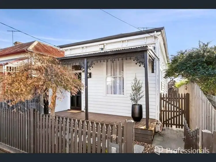 18 Waterloo Street, Geelong West VIC 3218