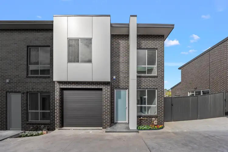 18/22 Holland Crescent, Casula NSW 2170