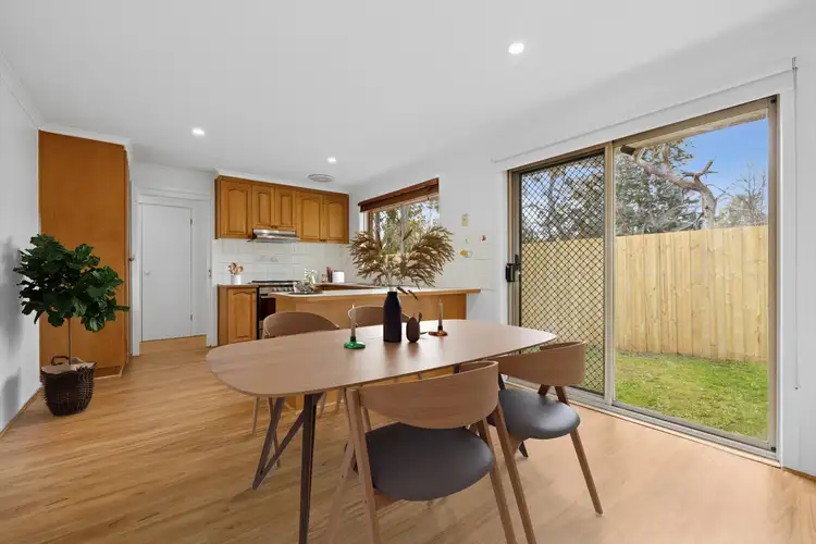 Third view of Homely house listing, 2/16 Linlithgow Court, Narre Warren VIC 3805