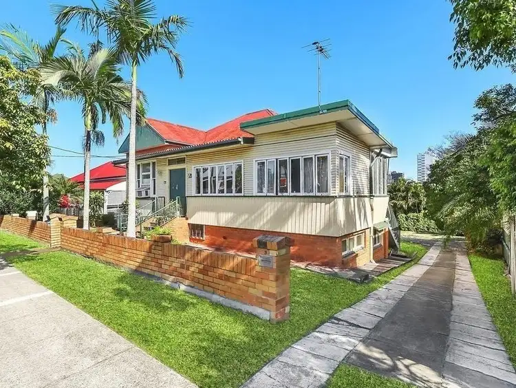 2/16 Elfin Street, East Brisbane QLD 4169