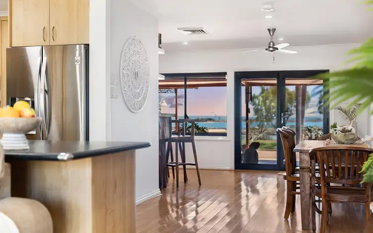 9 Blackwood Crescent, Dampier WA 6713
