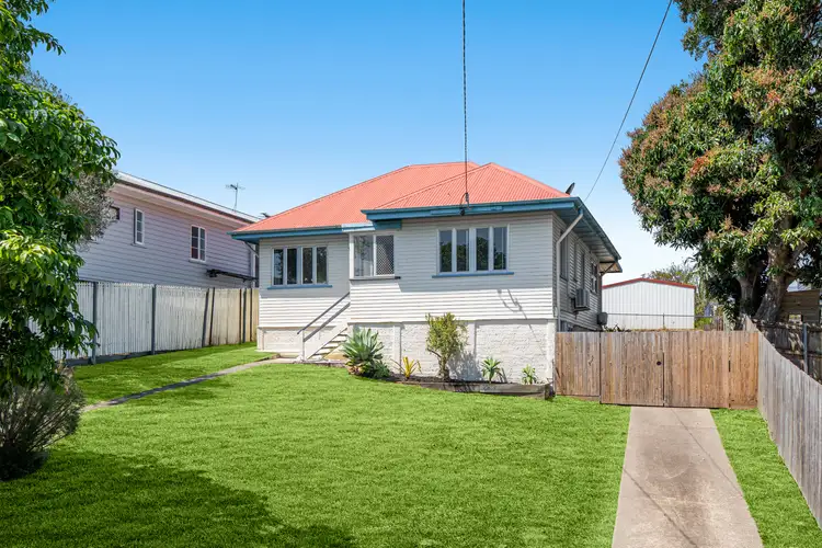52 Patterson Street, Wynnum West QLD 4178
