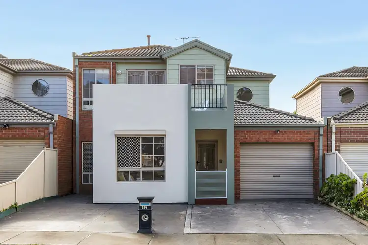 12 Lambie Way, Roxburgh Park VIC 3064