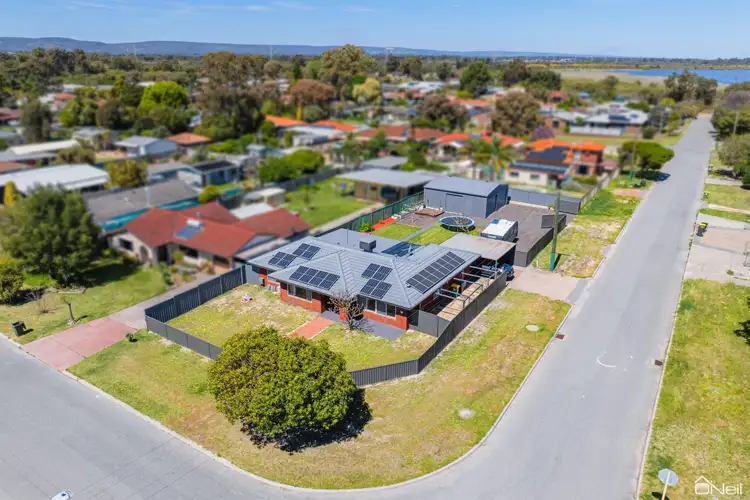 33 Lofties Street, Forrestdale WA 6112