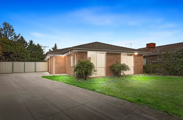 62 Bainbridge Close, Craigieburn VIC 3064