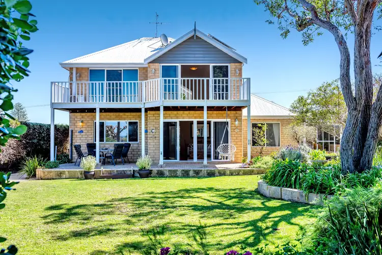 3 Muir Street, Halls Head WA 6210