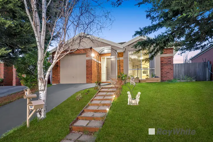 4 Kimbarra Drive, Berwick VIC 3806