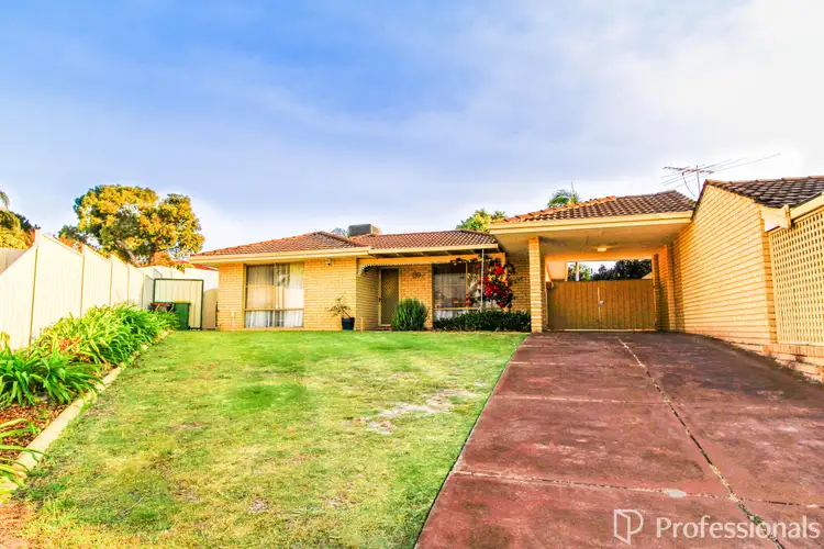 20A Meadow Grove, Leeming WA 6149