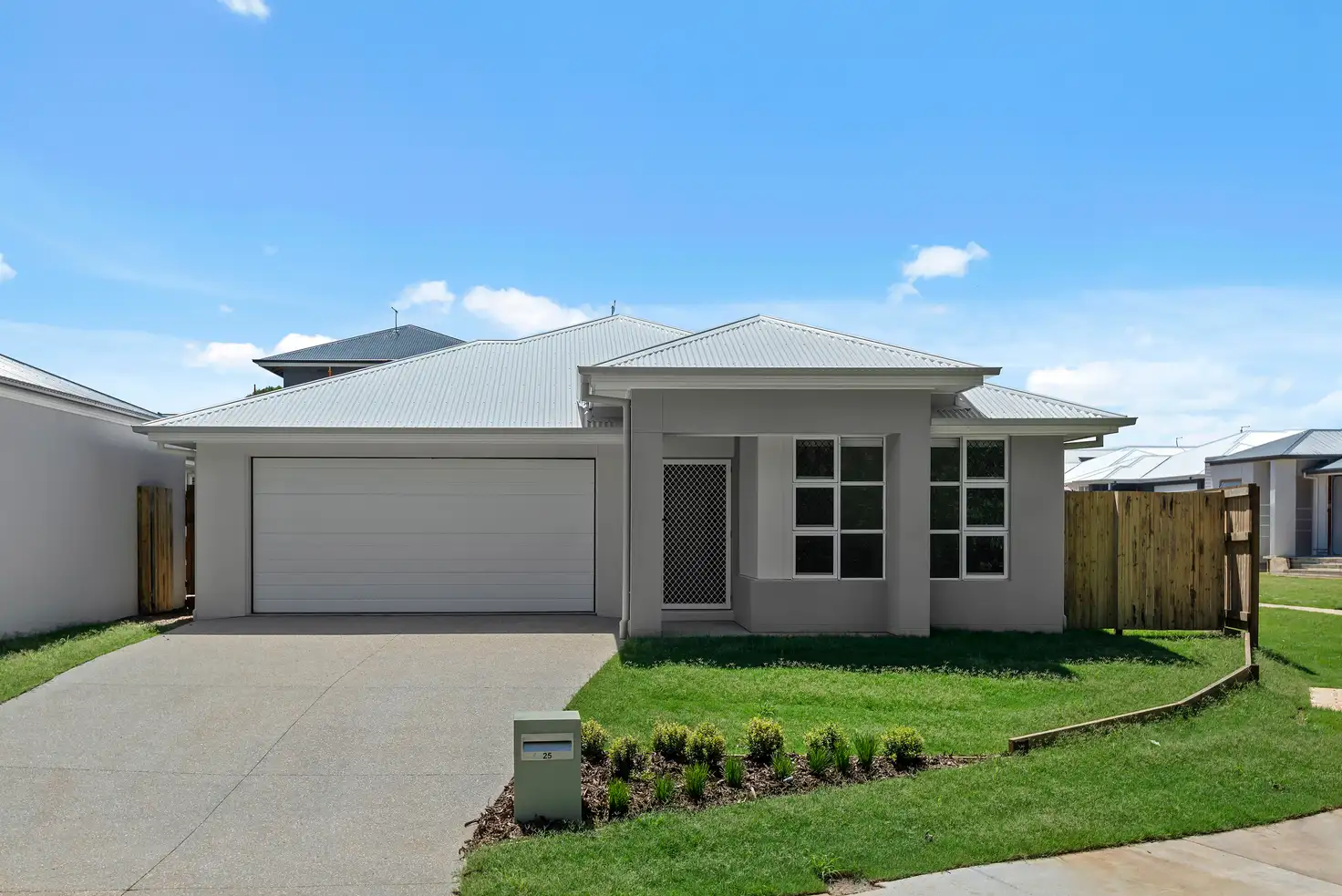 Main view of Homely house listing, 25 Francis Street, Ormiston QLD 4160