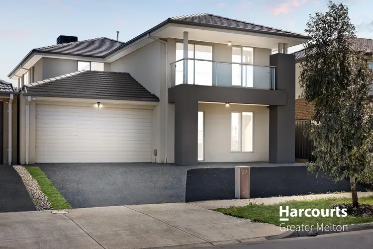 27 Noyce Way, Rockbank VIC 3335