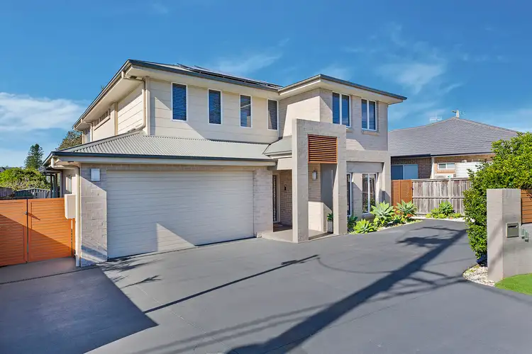 42 Bay Road, Blue Bay NSW 2261