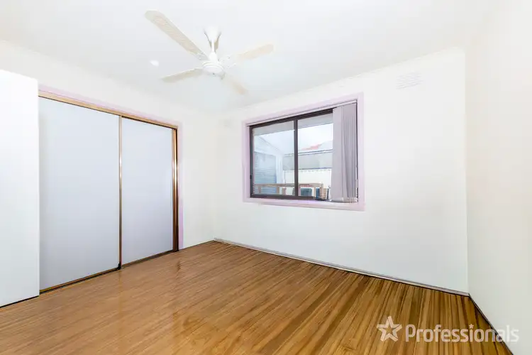 Sixth view of Homely house listing, 5 Warrington Crescent, Deer Park VIC 3023