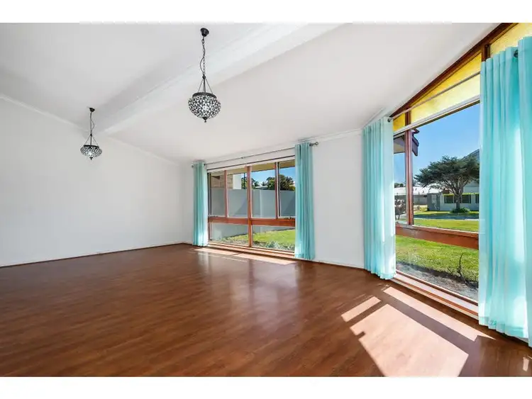 6 Hurst Street, Attadale WA 6156