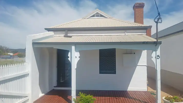 5 Parkes Street, Wellington NSW 2820