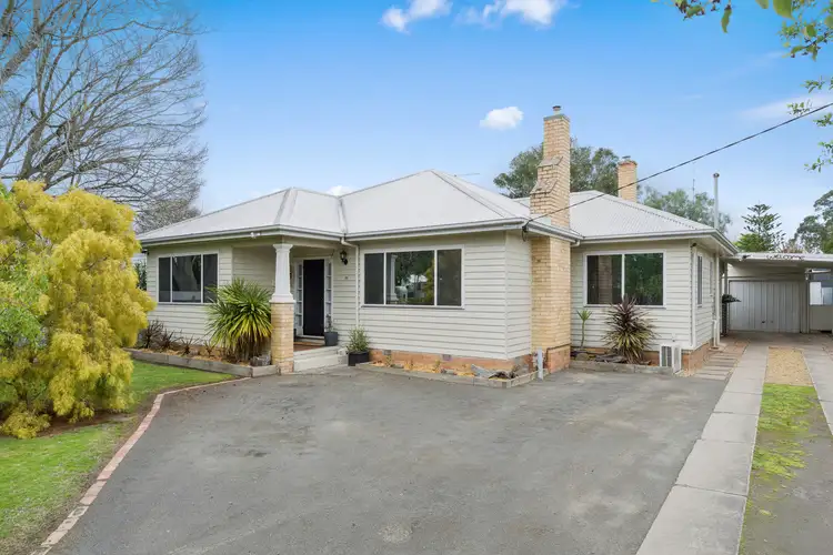 33 Armstrong Street