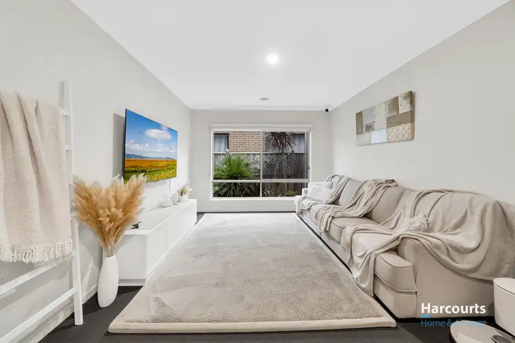 Second view of Homely house listing, 4 Bradshaw Way, Cranbourne East VIC 3977