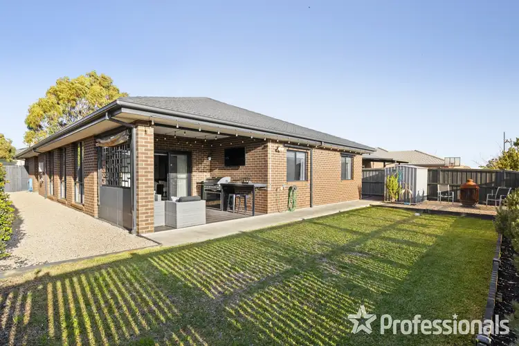 Second view of Homely house listing, 5 Mistral Way, Beveridge VIC 3753