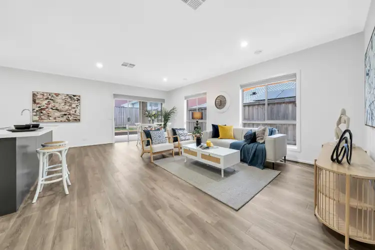 10 feathertop way, Nar Nar Goon North VIC 3812