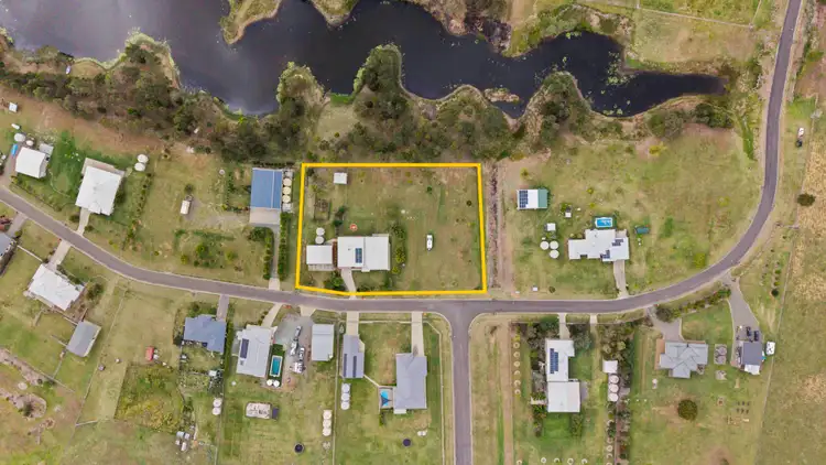 Second view of Homely house listing, 2 Clearview Way, Yengarie QLD 4650