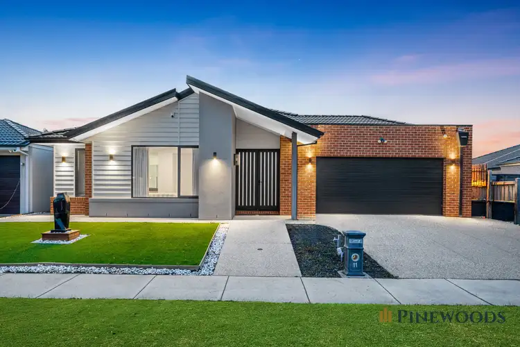 11 Westgarth Avenue, Mickleham VIC 3064