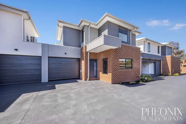 2/10 Duke Street, Werribee VIC 3030