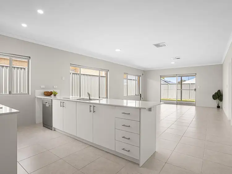 Sixth view of Homely house listing, 121 Honeywood Avenue, Wandi WA 6167