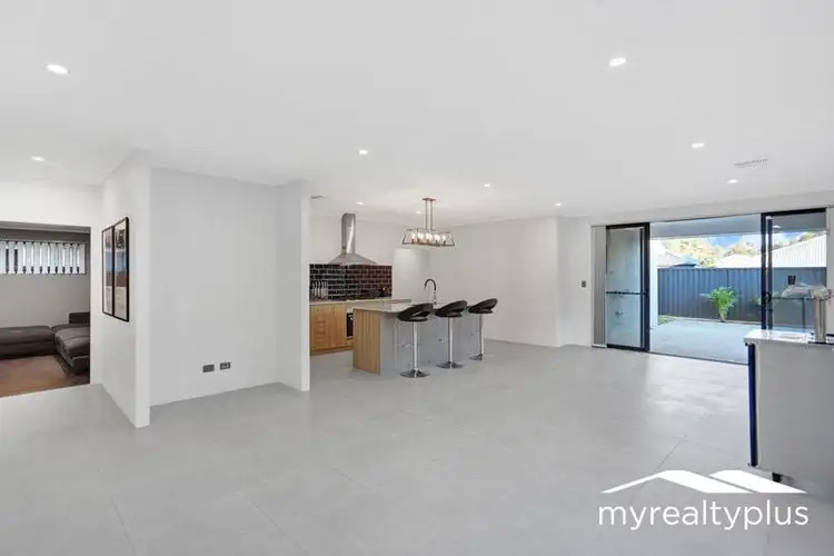 Fifth view of Homely house listing, 31 Rapallo Grove, Madora Bay WA 6210