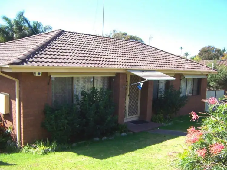 114 Cresthaven Drive, Bateau Bay NSW 2261