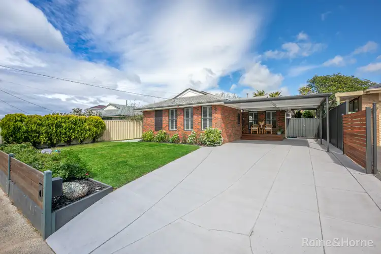 35 Ruthven Street, Sunbury VIC 3429