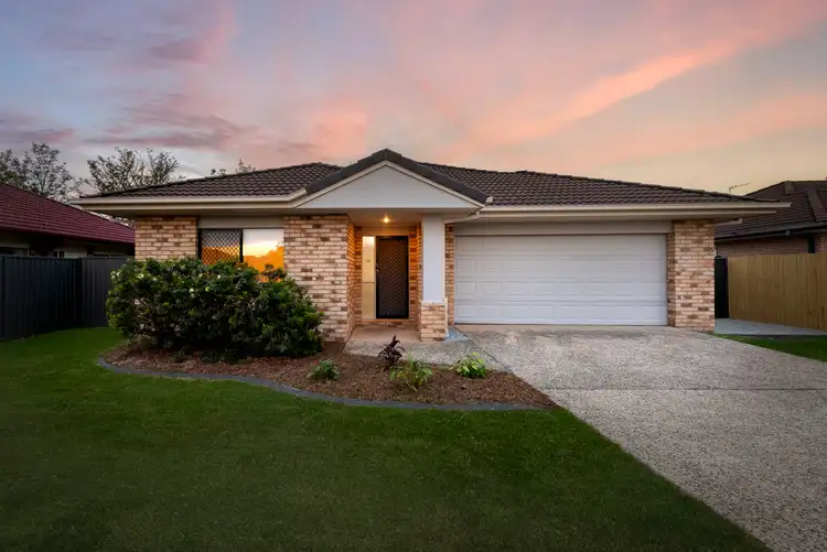 8 Goldcrest Drive, Upper Coomera QLD 4209