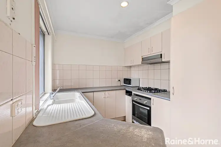Sixth view of Homely house listing, 8 Conroy place, Roxburgh Park VIC 3064