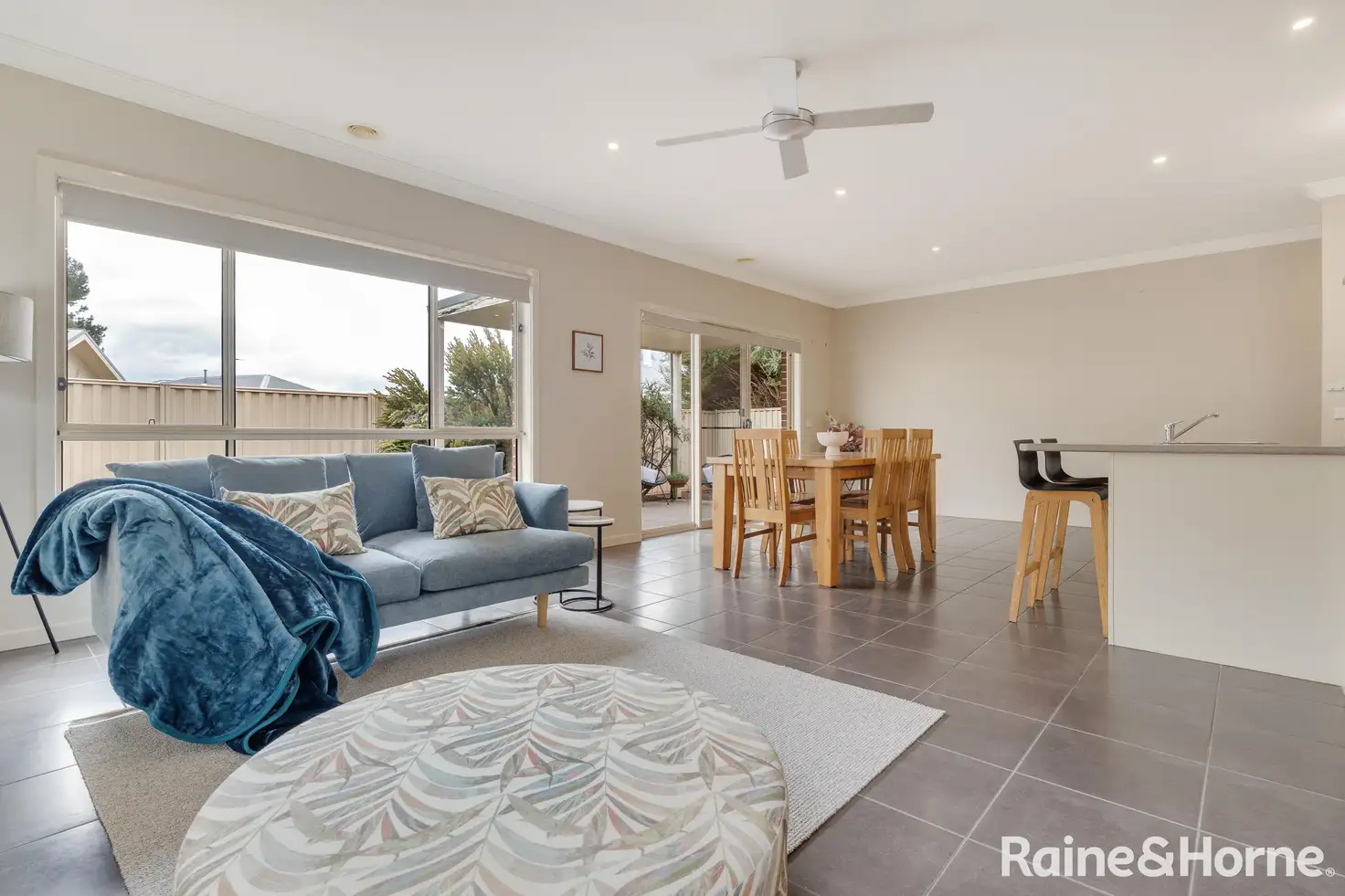 Main view of Homely unit listing, 4/76 Barry Street, Romsey VIC 3434