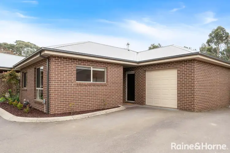 Second view of Homely unit listing, 4/76 Barry Street, Romsey VIC 3434