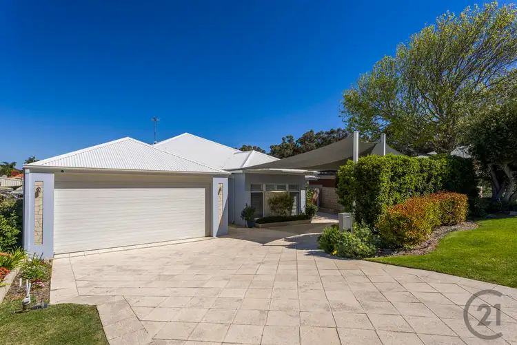 5 Carina Circle, Halls Head WA 6210