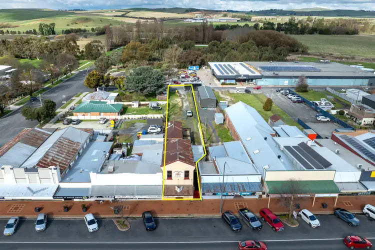 122 Adelaide Street, Blayney NSW 2799