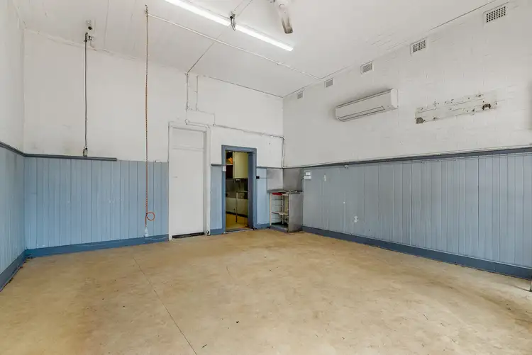 Sixth view of Homely house listing, 122 Adelaide Street, Blayney NSW 2799