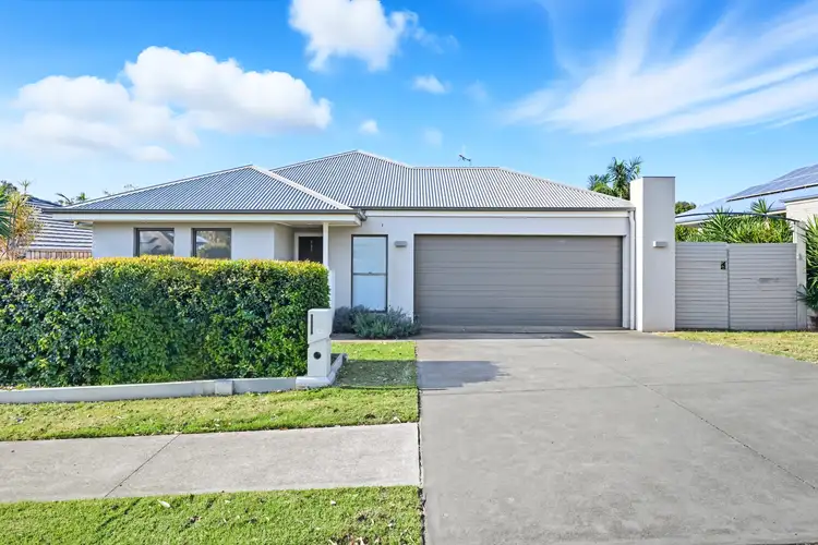5 Yarralumla Parade, Thrumster NSW 2444