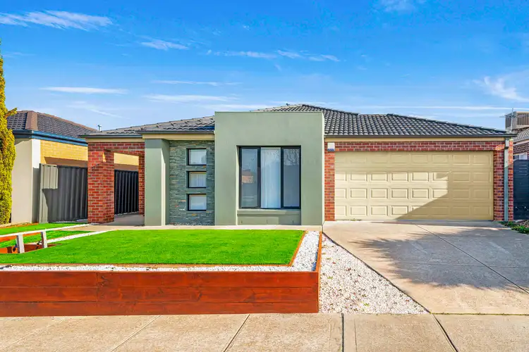 Second view of Homely house listing, 6 Clematis Crescent, Manor Lakes VIC 3024