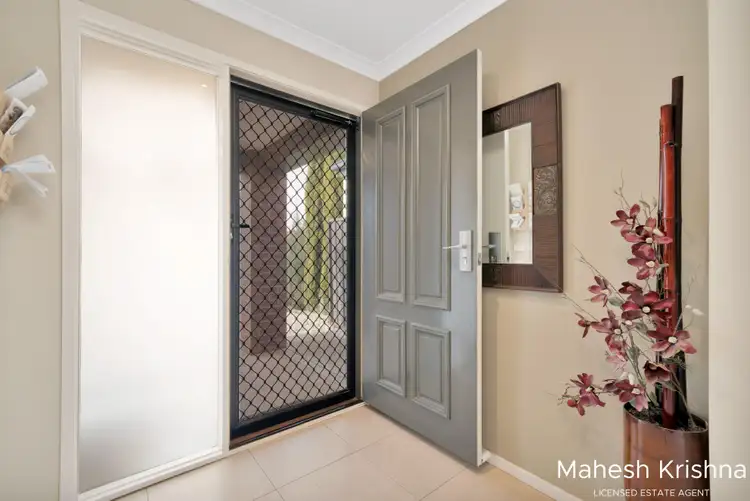 Third view of Homely house listing, 6 Clematis Crescent, Manor Lakes VIC 3024