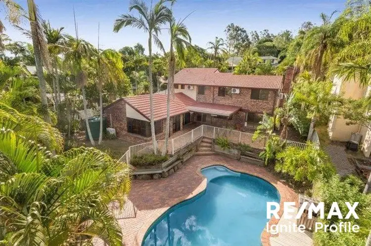 30 Hannah Street, Mount Ommaney QLD 4074