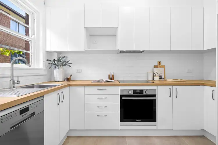 Fourth view of Homely apartment listing, 4/17 Ocean Street N, Bondi NSW 2026