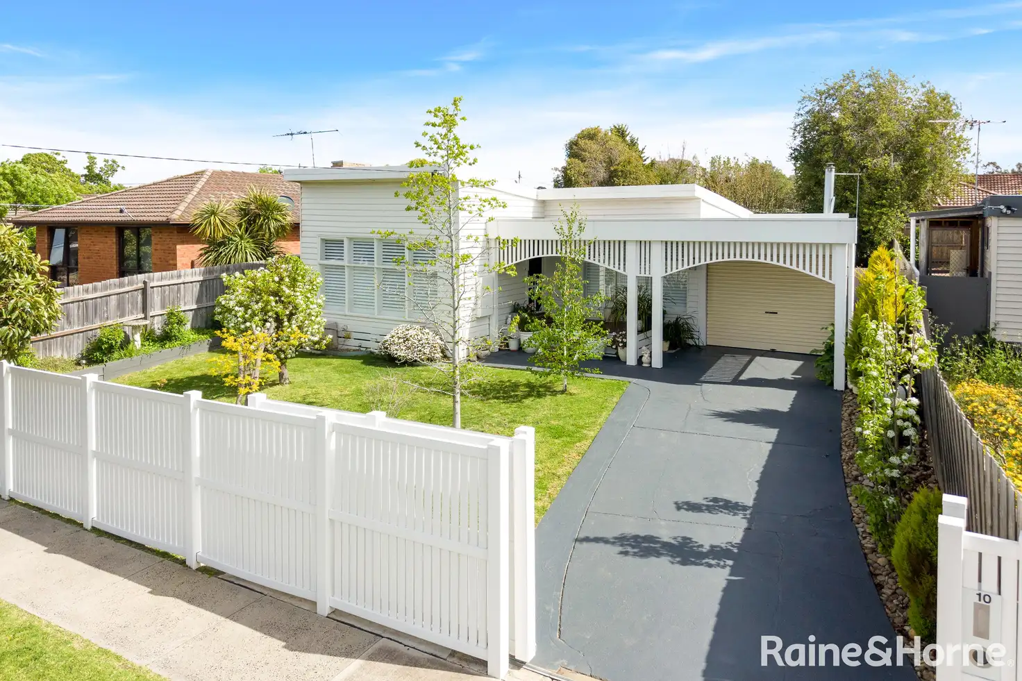 Main view of Homely house listing, 10 Batman Avenue, Sunbury VIC 3429
