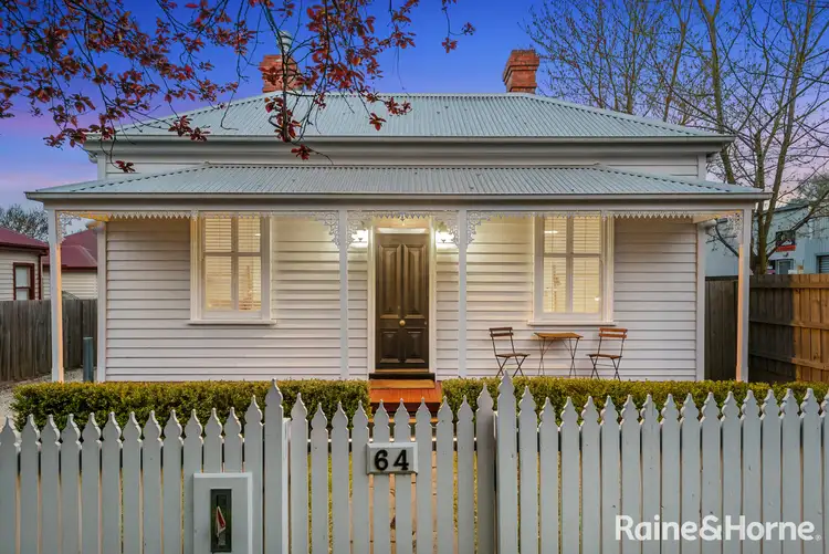 64 Ebden Street, Kyneton VIC 3444